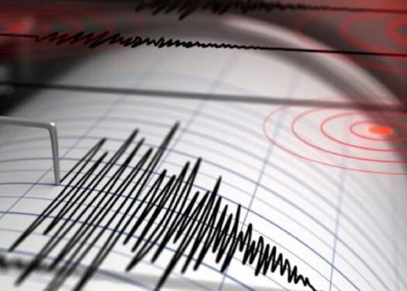 Terremoto De 5 4 Sacude Indonesia Dejando Decenas De Muertos Y Heridos