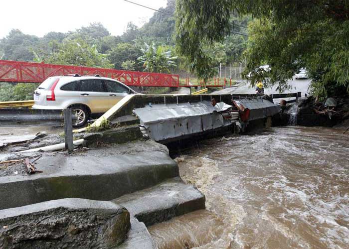 El Salvador declara alerta amarilla por efectos de tormenta tropical Nate