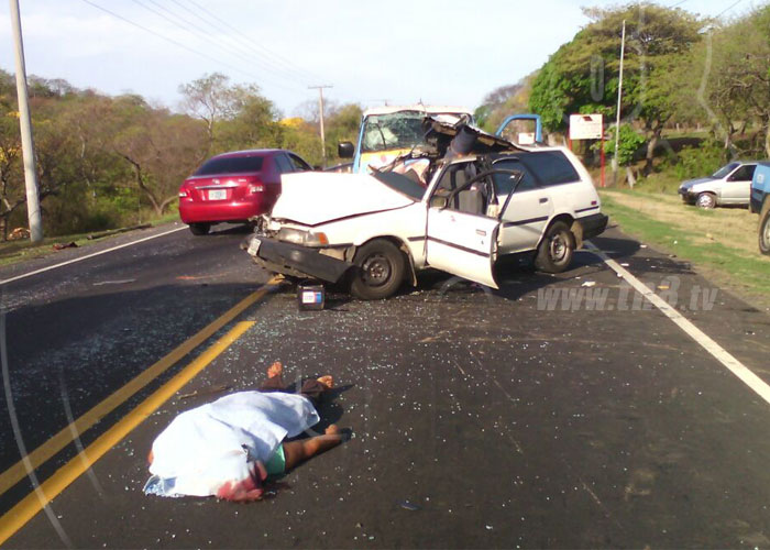 nicaragua, muerto, accidente de transito, carretera vieja a leon, 