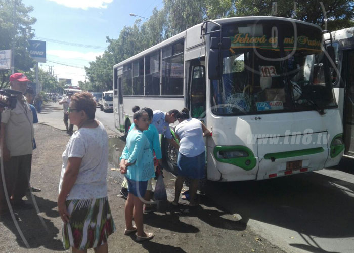 nicaragua, managua, accidente de transito, bus, lesionado,