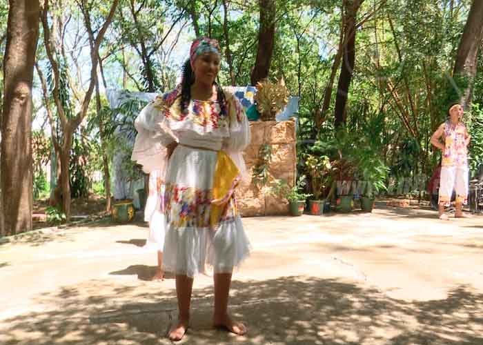 nicaragua, managua, labor de mujeres en el cuido de los bosques,