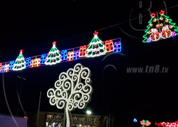 nicaragua, managua, luces navidenas, calles, navidad, 