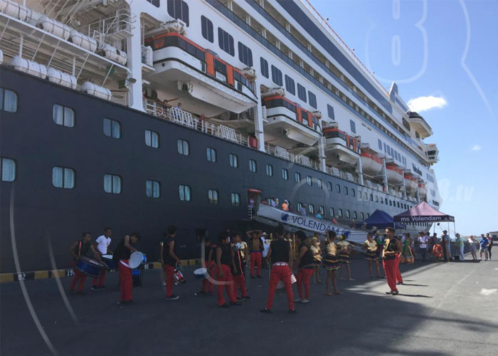 nicaragua, puerto corinto, turismo, crucero volendam, visitantes,