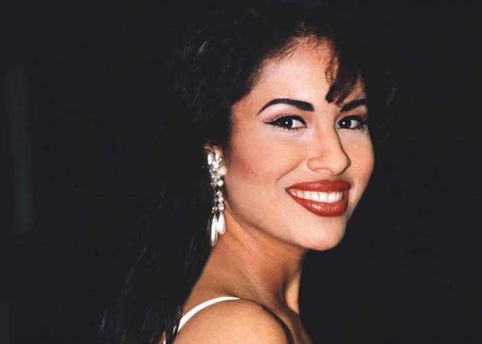 Asignatura en honor a Selena