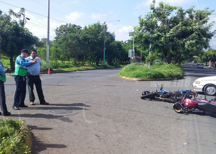 nicaragua, barrio jonathan gonzalez, accidente de transito, motos, managua,
