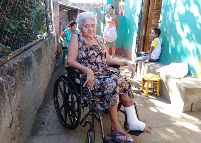 nicaragua, tipitapa, sillas de ruedas, promotoria solidaria, gobierno, 