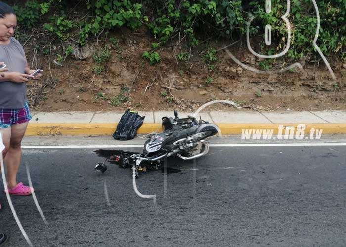 nicaragua, managua, carretera sur, fallecido, accidente de transito, un juguete, camioneta, motociclista, 