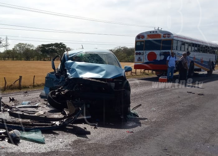 nicaragua, accidente de transito, rivas, bus, choque, carretera sur,
