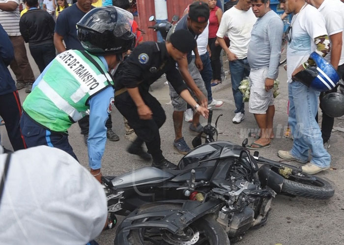 nicaragua, accidente de transito, esteli, motociclista, policia,