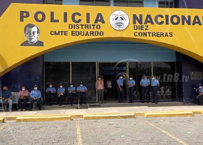 nicaragua, ciudad sandino, policia, seguridad, mujer,
