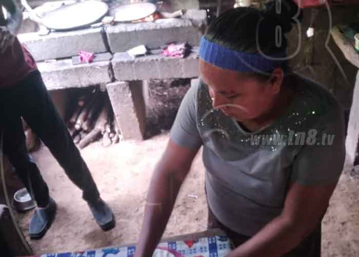 nicaragua, venta de tortillas, san marcos, mujeres del campo, 