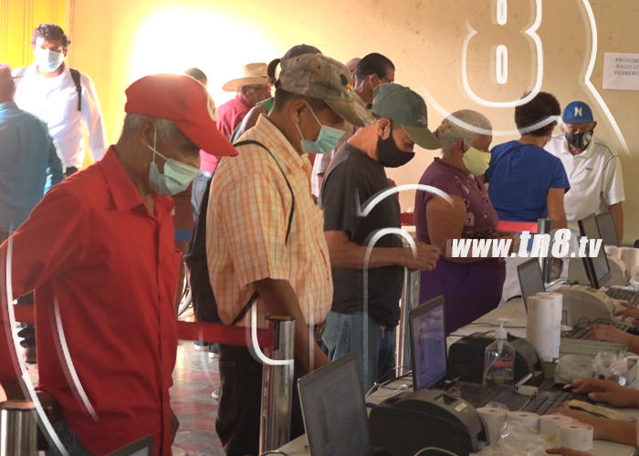 Foto: Pensionados del seguro social reciben pago del mes de febrero en Nandaime/ TN8 