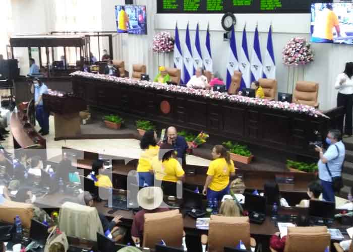 nicaragua, asamblea nacional, mujeres, conmemoracion, reconocimiento,