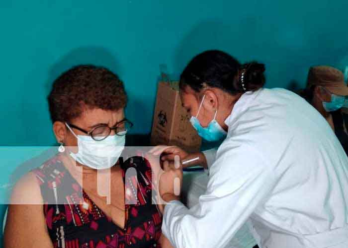 nicaragua, tipitapa, jornada de vacunacion, coronavirus, hospital primario,