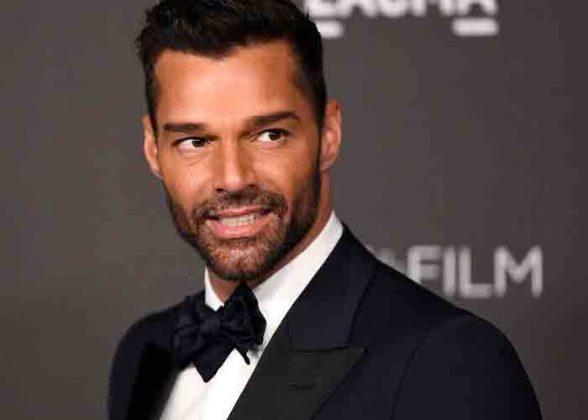 Ricky Martin Explica Por Qu Se Grab Cuando Se Tocaba Sus Partes Ntimas Tn Tv