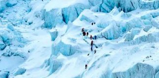 Everest, primeras víctimas, mal tiempo, dos alpinistas,