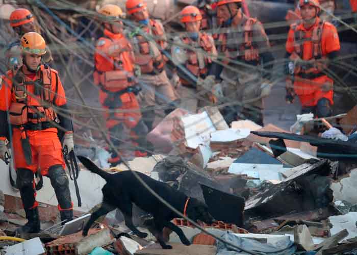 Brasil,  Río de Janeiro, mueren dos personas, derrumbe de edificio