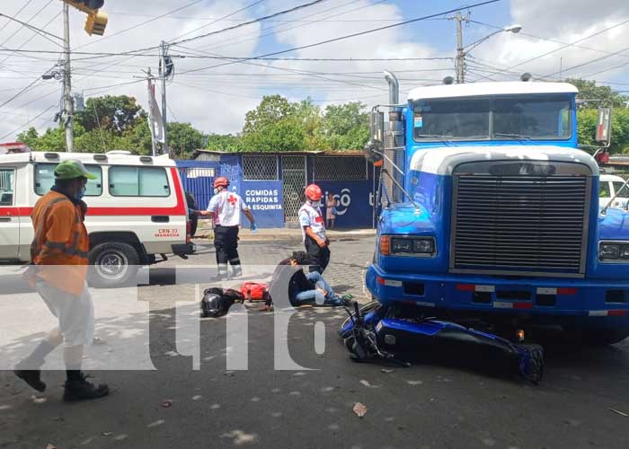 Accidente de tránsito con un cabezal en Managua