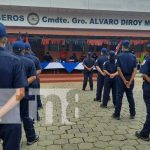 Bomberos de nuevo ingreso en la academia nacional