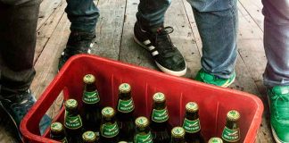 Por una cajilla de cervezas, hombre mata a su amigo con un cuchillo