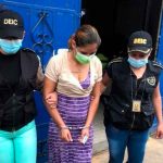 guatemala, detencion, mujer, nima, fumar, marihuana,