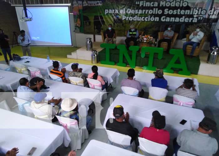 Reunión del INTA con ganaderos para abordar tema de "fincas modelos"