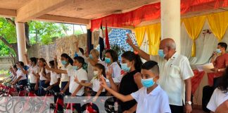 MINED entrega bicicletas a estudiantes del área rural de Juigalpa / FOTO / TN8