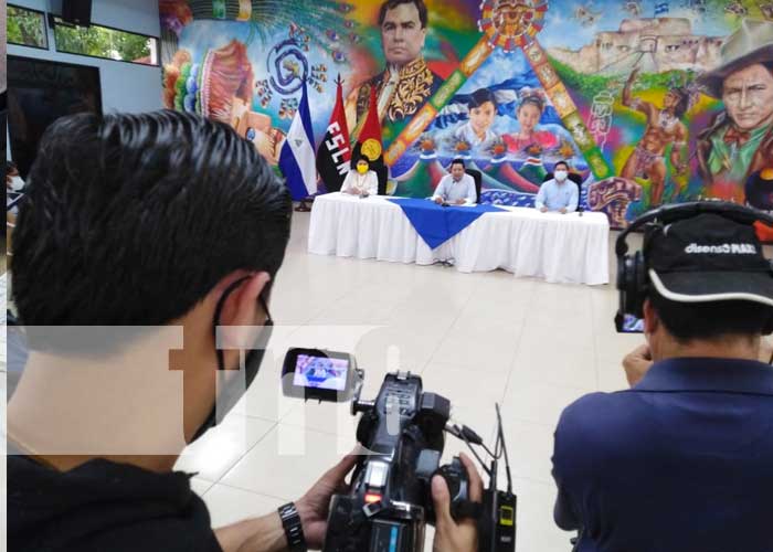 Conferencia de prensa con autoridades del MINED en Nicaragua