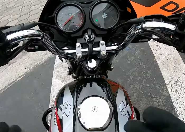 Moto Bajaj CT125