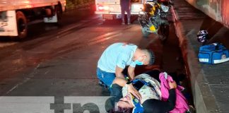 "Iba para su casa": Joven termina lesionada tras derrapar en su moto / FOTO / TN8