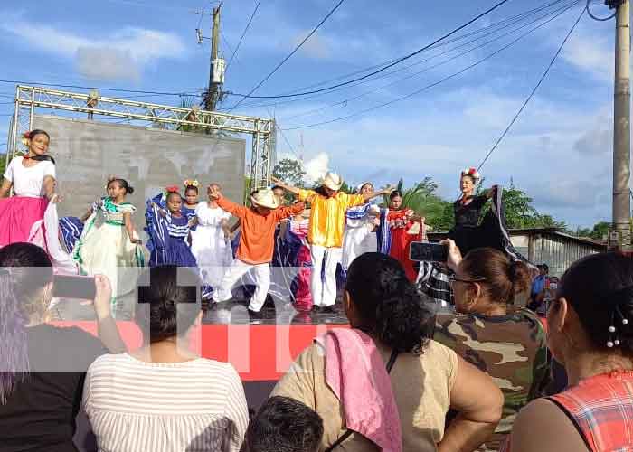 Familias reunidas en Río San Juan con actos culturales por el 42/19