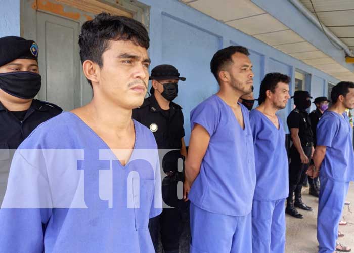 Delincuentes capturados gracias a la policía en Río San Juan