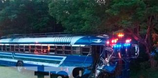 Accidente Sébaco-Matagalpa bus colisionado