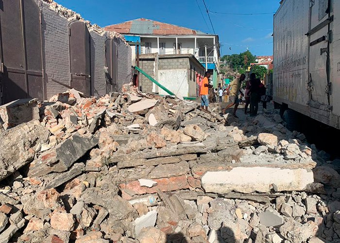 Fuerte sismo en haití