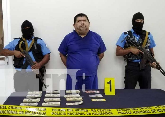 Conferencia policial sobre incautación de dinero (dólares) en Managua