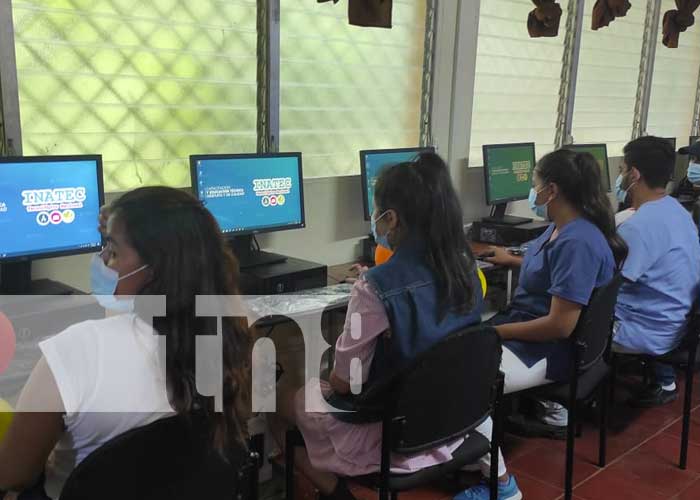 Nuevo laboratorio de computación para el centro técnico en Juigalpa