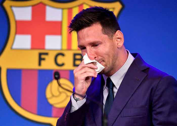 Entre lágrimas Messi se despide del FC Barcelona