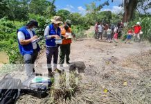 Equipo de investigadores en el lugar del fenómeno en Pantasma