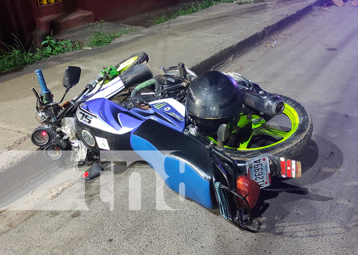 Motociclista y su acompañante mueren por maniobra imprudente en Bo. Villa Venezuela