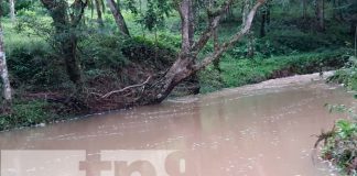 Niño muere ahogado al ser arrastrado por las corrientes en Chontales / FOTO / TN8