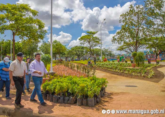 Recorrido por la construcción del Parque Bicentenario en Managua