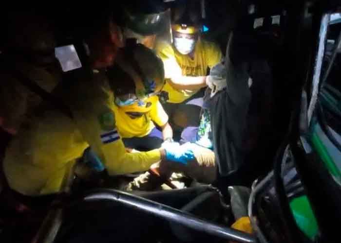 Mortal choque entre dos buses dejó al menos 12 lesionados en El Salvador 