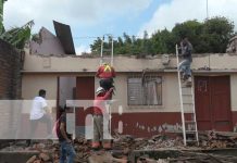 Vivienda cuyo techo se derrumbó en la ciudad de León