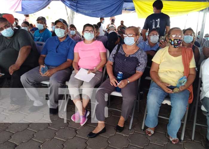 Vacunación en en Distrito IV de Managua