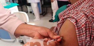 Jornada de vacunación en centro de salud de Mateare