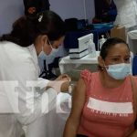 Aplicación de la vacuna contra el COVID-19 en Nicaragua