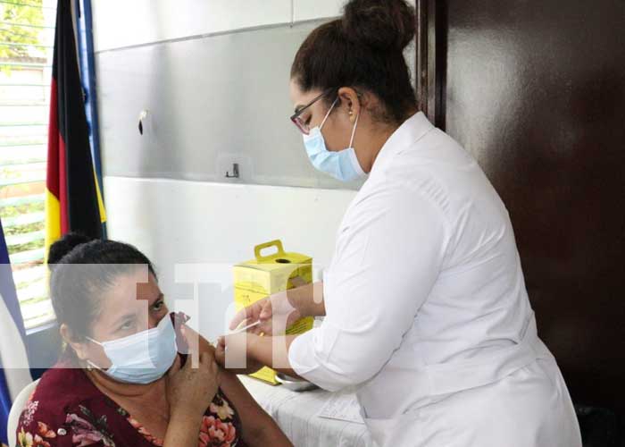 Jornada de vacunación en hospital de Managua