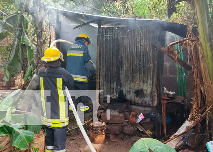 Bodega de una casa se incendia en el Barrio Pedro Joaquín Chamorro en Juigalpa, Chontales