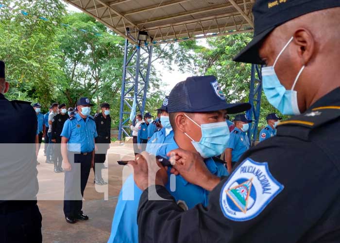 40 agentes de la Policía Nacional fueron ascendidos en grados en Río San Juan
