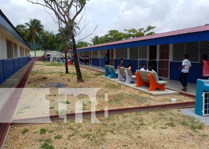 Inauguran moderno centro escolar en Bilwi